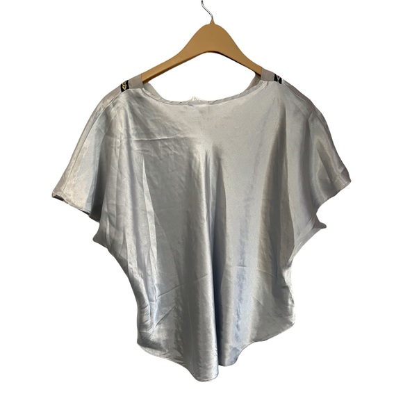 Secret Treasures metallic embroidered trim silver 2 piece pajamas #G28 - Picture 4 of 7